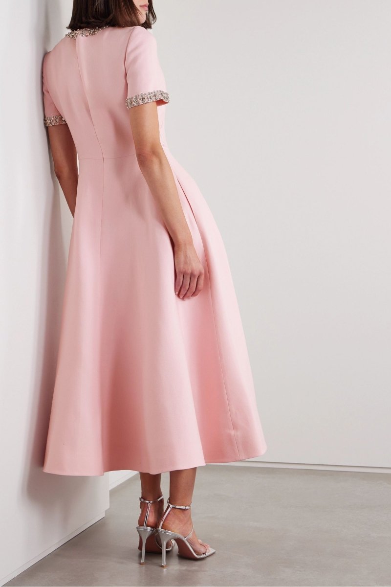 Vestido midi de satén con lazo y adornos de cristal